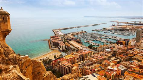 £146 Cheap Flights from Badajoz to Alicante